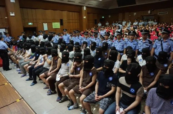荔灣政法英模&bull;李國文1-1160.png