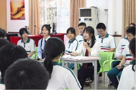 俠客行為在今天合法嗎？荔灣法官進(jìn)校園開(kāi)講俠客行、水滸傳？敲贊！1-1042.png