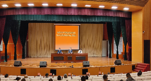 圖一：李鋒常務(wù)副區(qū)長(zhǎng)主持召開(kāi)2021年度減災(zāi)委全體會(huì)議.jpg