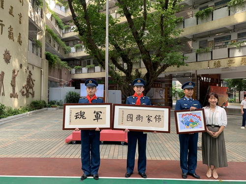 逢源街：“軍姿燃國(guó)慶，紅歌頌中華”2.png