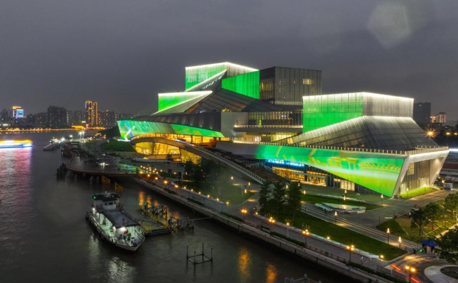 Guangzhou&#39;s Bai&#39;etan Greater Bay Area Art Center becomes new cultural landmark