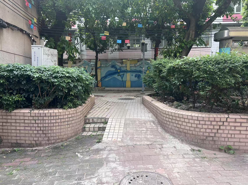 （圖：扶手安裝前）.png