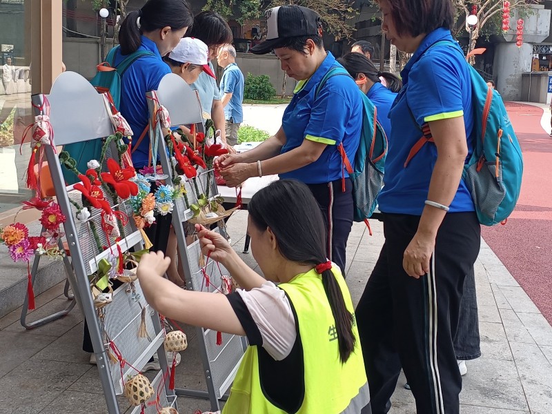 環(huán)保手工展示.jpg