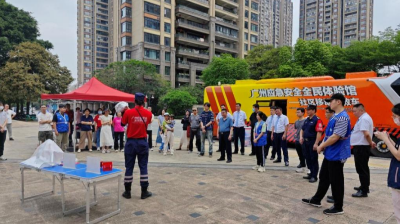 多寶街：御景社區(qū)開展安全生產(chǎn)月暨移動(dòng)宣教車“進(jìn)社區(qū)”黨日宣傳活動(dòng)（組圖）